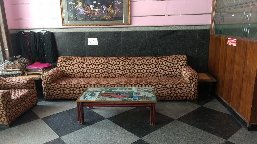 Hotel Sun Village Near New Delhi Railway Station Exterior photo