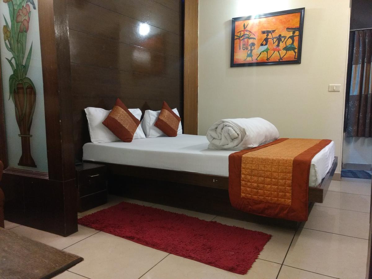 Hotel Sun Village Near New Delhi Railway Station Exterior photo