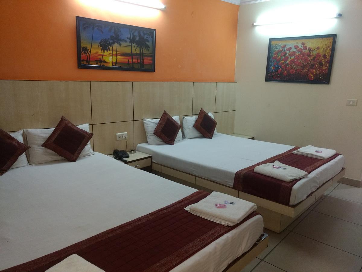 Hotel Sun Village Near New Delhi Railway Station Exterior photo
